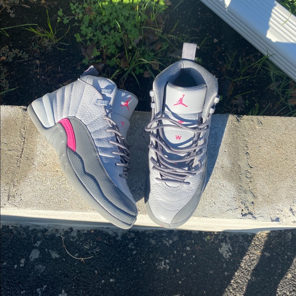 Air Jordan Youth size 7